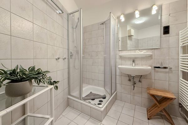 Foto 25 Ferienwohnung Ostfriesland Zwischen Elbe und Weser Residenz Meeresbrandung Ferienwohnung 16 (RM16) (Objekt 61710) Reise