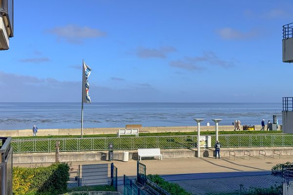 Foto 12 Ferienwohnung Ostfriesland Zwischen Elbe und Weser Residenz Meeresbrandung Ferienwohnung 16 (RM16) (Objekt 61710) suchen