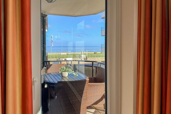 Foto 8 Ferienwohnung Ostfriesland Zwischen Elbe und Weser Residenz Meeresbrandung Ferienwohnung 16 (RM16) (Objekt 61710) Nordsee