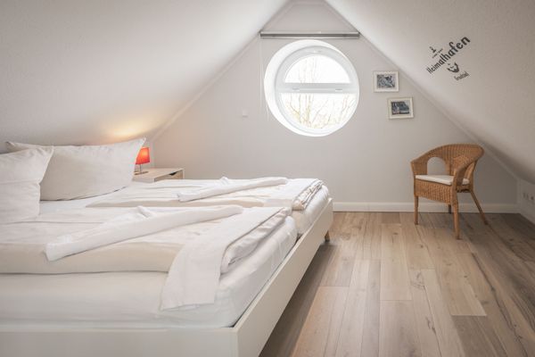 Foto 21 Ferienwohnung Ostfriesland Krummhörn & Umgebung GrachtenFlair (Objekt 24996) buchen