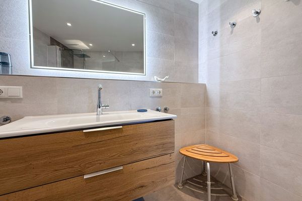 Foto 30 Ferienwohnung Ostfriesland Zwischen Elbe und Weser Residenz Meeresbrandung Ferienwohnung 25 (RM25) (Objekt 61731) Reise