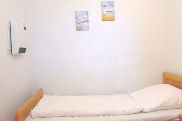 Foto 11 Ferienwohnung Ostfriesland Friesland Tief 12 Hafenkieker mit Internet 53 (Objekt 26305) buchen