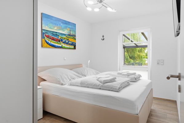 Foto 14 Ferienwohnung Ostfriesland Krummhörn & Umgebung Grachtenblick I (Objekt 24868) Urlaub