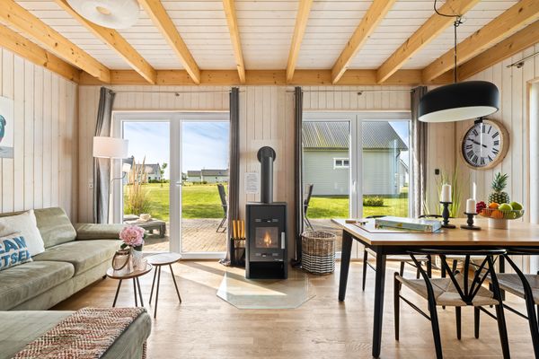 Kamin-/Ofen