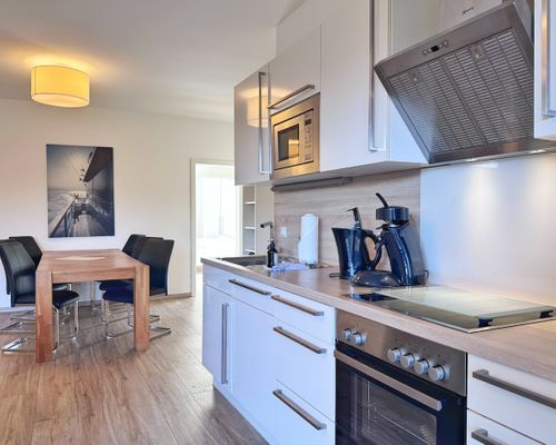 Moderne Erdgeschosswohnung mit 3 Schlafzimmern und Kamin