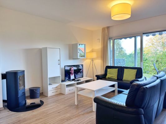 Moderne Erdgeschosswohnung mit 3 Schlafzimmern und Kamin