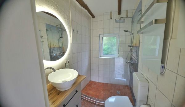 Idyllisches kleines Ferienhaus am Hochufer von Lohme