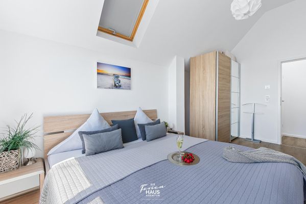  Port 55 - Schlafzimmer