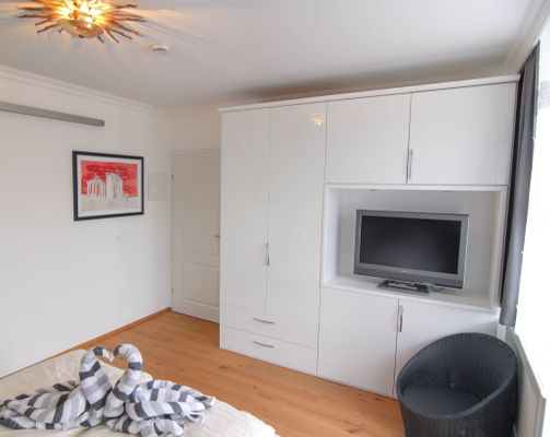 Foto 10 Ferienwohnung Ostfriesland Sylt Neptun- Schwimmbad und Sauna (Objekt 61946) Reise