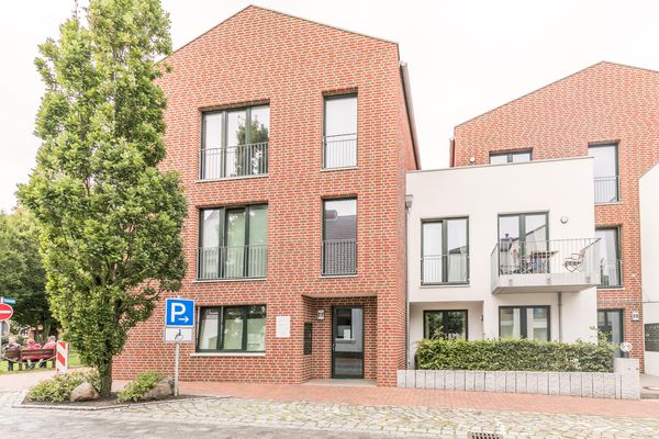 "Kirchenstr. 22"