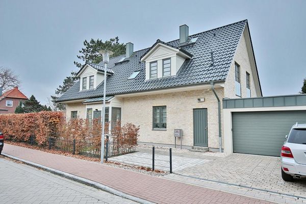 Haus Kastanienallee 4