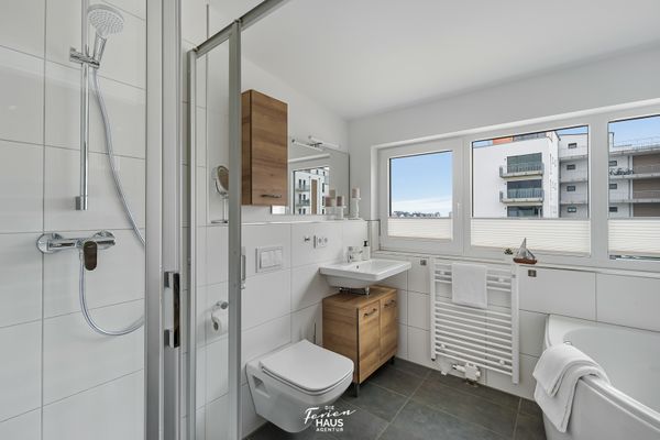  Haus GlückSEEligkeit - Badezimmer