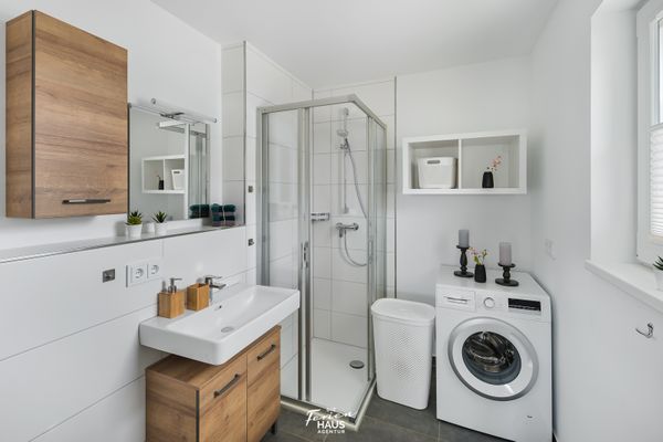  Haus GlückSEEligkeit - Badezimmer