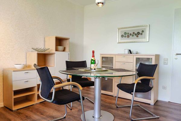 Foto 4 Ferienwohnung Ostfriesland Zwischen Elbe und Weser Strandhochhaus Döse Ferienwohnung 26 (SH26) (Objekt 61678) Urlaub