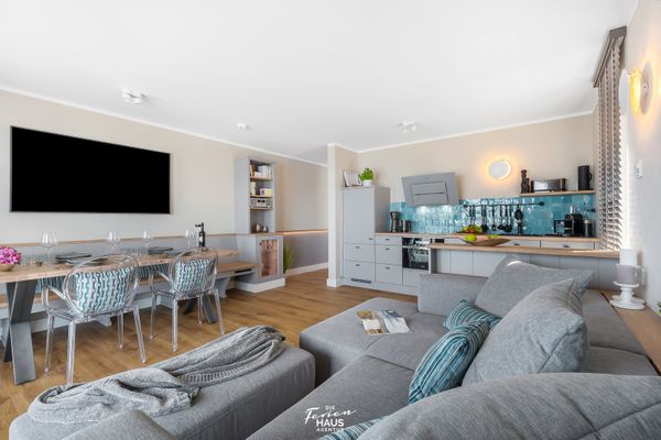  LangeBank mit Hafenblick - Wohnzimmer