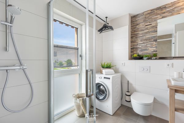  LangeBank mit Hafenblick - Badezimmer