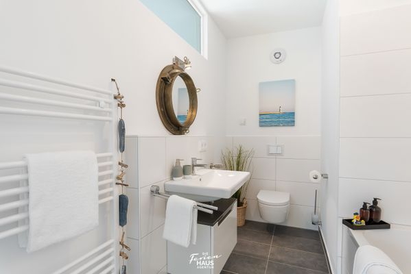  Ostseelounge ORO - Badezimmer