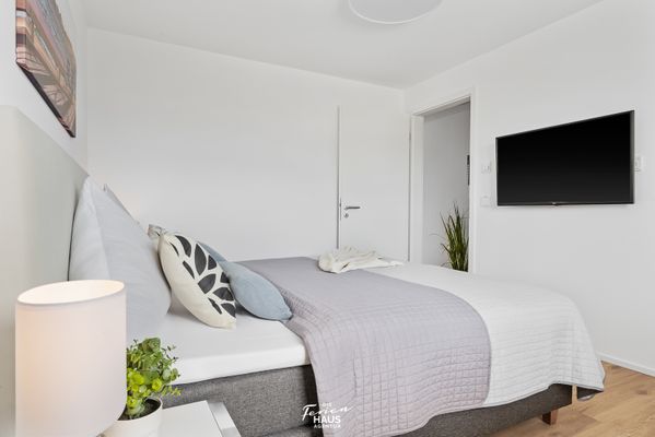  Cannes - Schlafzimmer