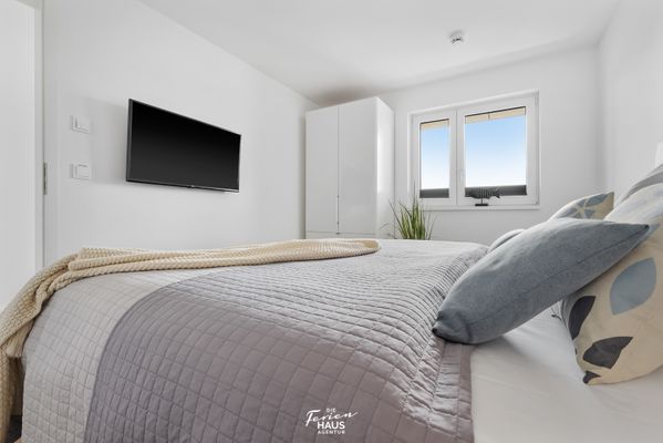  Cannes - Schlafzimmer