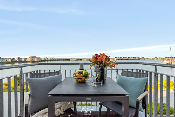  Waterfront Lounge - Balkon