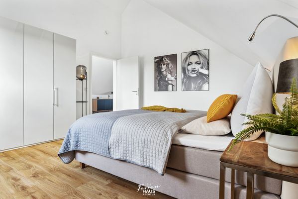  Ausblick 4.2 - Schlafzimmer