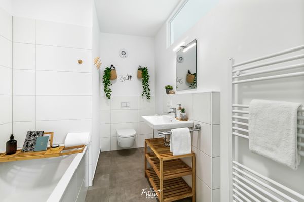  TAKA TUKA Lounge - Badezimmer