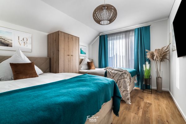  Überseegold - Schlafzimmer