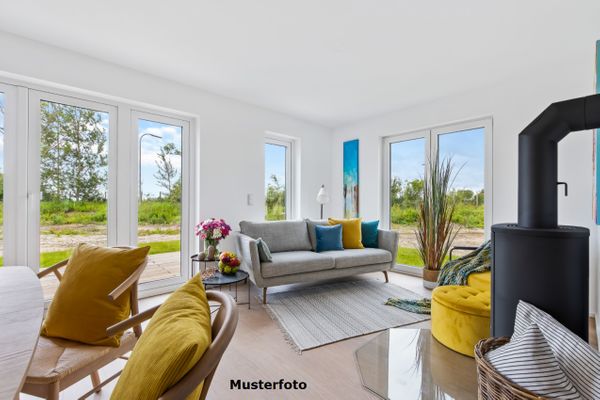  Von Manderley Garden View DFH394 - 