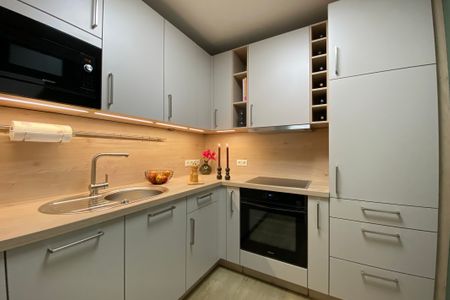 Inselstrand Inselstrand 2212 Usedom - Küche mit Backofen und Mikrowelle