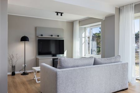 Strandresidenzen Binz-Prora Strandresidenzen Binz-Prora D2.4 Rügen - Wohn-Essbereich mit Couch