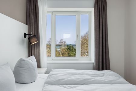 Strandresidenzen Binz-Prora Strandresidenzen Binz-Prora V5.1 Rügen - Schlafzimmer mit Doppelbett
