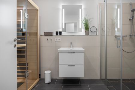 Weiße Villen Weiße Villen 1-11 Boltenhagen - Badezimmer mit Dusche, WC und Zugang zur Infrarotkabine