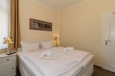 Dünenschloss Dünenschloss 1-17 Kühlungsborn - Schlafzimmer mit Doppelbett