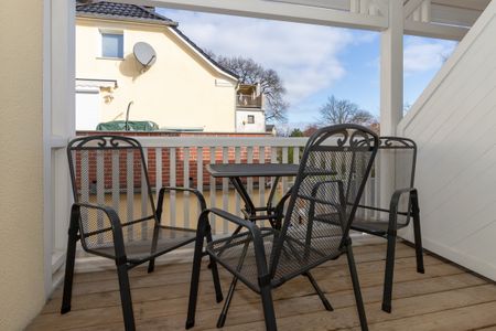 Schaumburg Schaumburg 07 Kühlungsborn - Balkon mit Gartenmöbeln