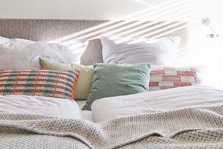 Ohlerich Speicher Ohlerich Speicher 3-18 Wismar - Schlafzimmer mit Doppelbett