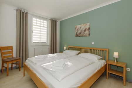 Apartment-Residenz Ostseestrand Apartment-Residenz Ostseestrand 21 Kühlungsborn - Schlafzimmer mit Doppelbett