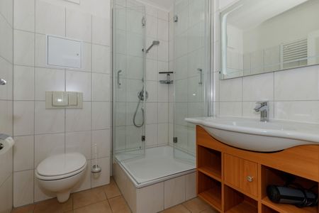 Apartment-Residenz Ostseestrand Apartment-Residenz Ostseestrand 21 Kühlungsborn - Badezimmer mit Dusche
