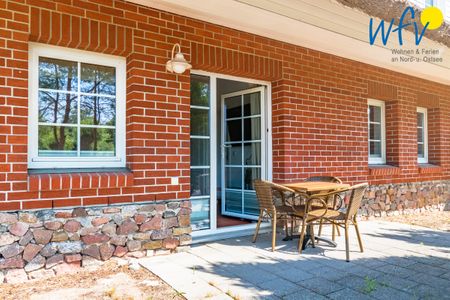 Ferienhaus am Gutspark Dranske Ferienwohnung Strandhafer