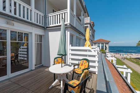Meeresblick Meeresblick 206 Kühlungsborn - Balkon mit Gartenmöbeln