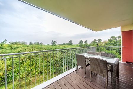 NordseeResort Friesland NordseeResort Friesland 51-2-N Schillig - Überdachter Balkon mit Sitzgelegenheit