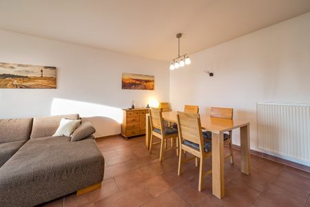 NordseeResort Friesland NordseeResort Friesland 51-1-M Schillig - Wohn-Essbereich mit Esstisch und Sitzgelegenheit