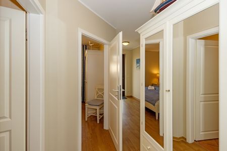 Urlaubsräume am Meer Urlaubsräume am Meer 1-11 Kühlungsborn - Flur mit Garderobe