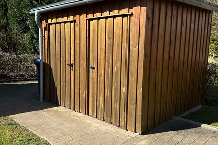 2001 - Penthouse Brigitte mit Teilmeerblick und Hund Kellenhusen -