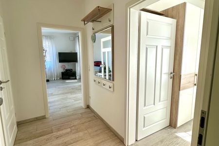 2001 - Penthouse Brigitte mit Teilmeerblick und Hund Kellenhusen -