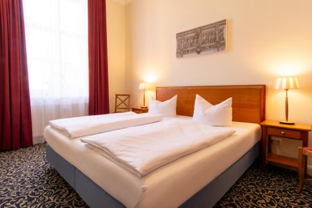 Strand-Park Strand-Park V11 Usedom - Schlafzimmer mit Doppelbett