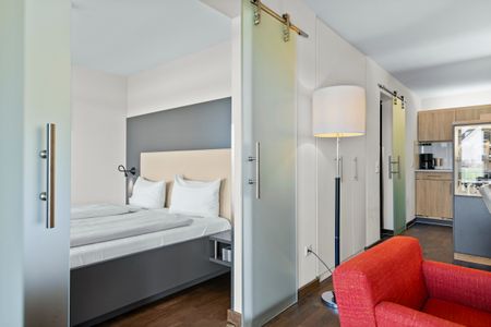 Resort Deichgraf Resort Deichgraf 31-03 Wremen - Wohnbereich mit Zugang zum Schlafzimmer