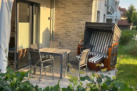 Aparthotel Ostseeallee Aparthotel Ostseeallee 5-42 Boltenhagen - Terrasse mit Gartenmöbeln
