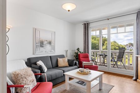 Meeresblick Meeresblick 308 Kühlungsborn - Wohn-Essbereich mit Couch