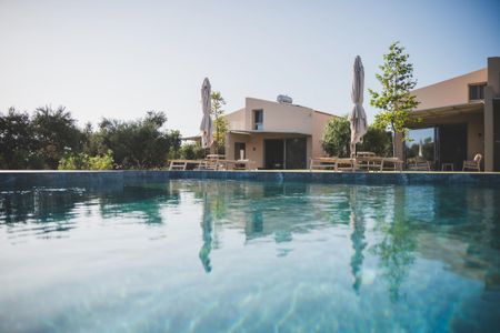 Helichrysum Lofts Family House 