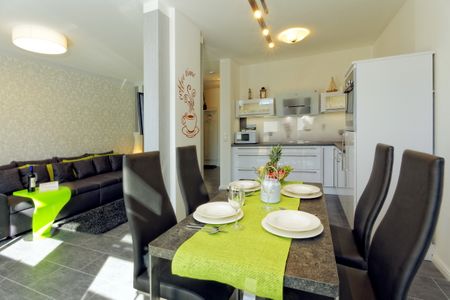 Ostseeland Ostseeland, Kajüte 5 Usedom - Esstisch im Wohn-Essbereich